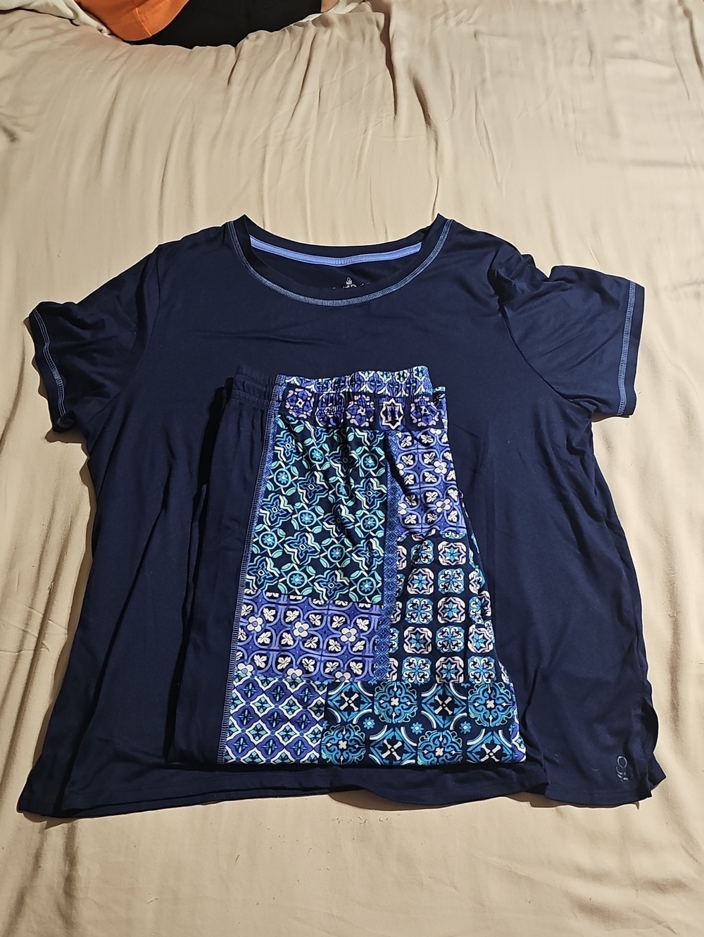 Cuddl Duds Navy Short Sleeve Top with Blue Patterned Accent